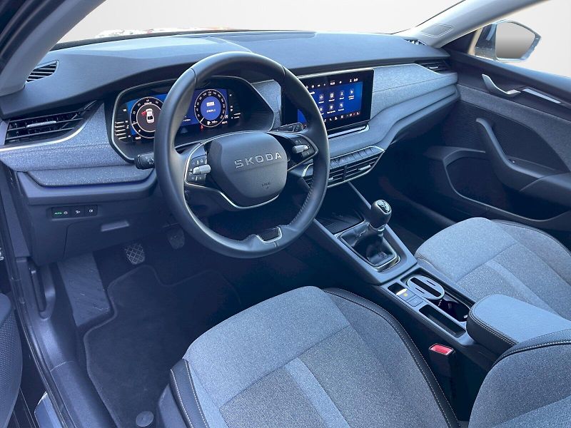 Škoda Octavia (2025) 1.5 TSI 110 kW Top Selection - fotka 5 z 34