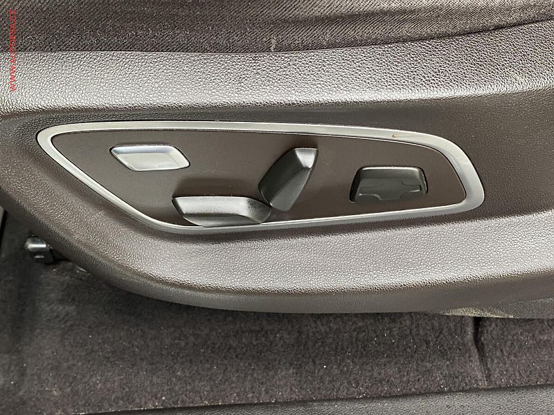 Renault Espace (2015) 1.6 dCi, Intense, AT, LED - fotka 12 z 21