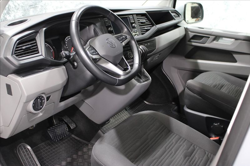 Volkswagen Caravelle 2,0 TDI 110kW DSG Comfortline - fotka 8 z 32