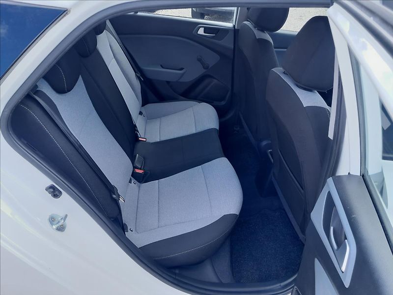 Hyundai i20 1,25i 16V 55kW - fotka 25 z 45