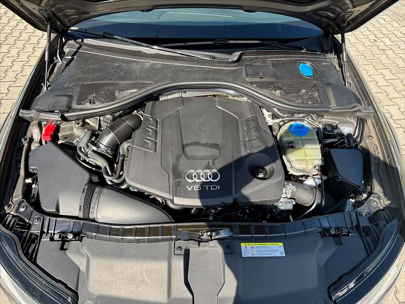 Audi A6 Allroad 3,0 TDI  quattro S tronicCZ DP - fotka 11 z 35
