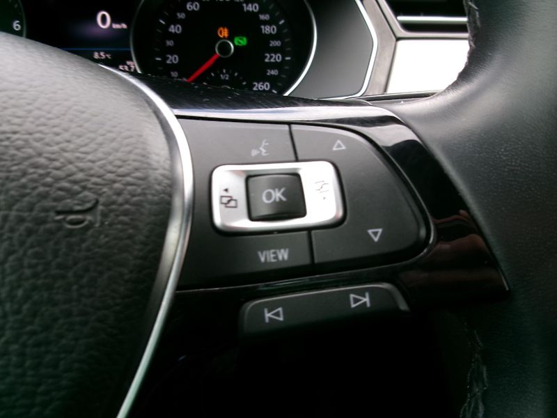 Volkswagen Passat Variant (2018) 1,5TSI AC NAVI ACC BT - fotka 21 z 39