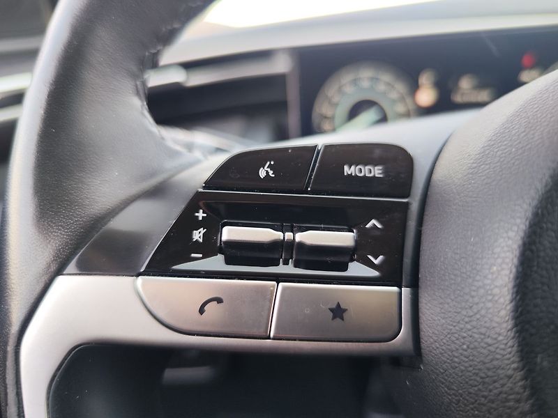 Hyundai Tucson 1.6 T-GDI/110kW Smart DCT MHEV - fotka 23 z 30