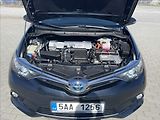 Toyota Auris 1,8 E-CVT Hybrid CZauto 1maj D - náhled 26