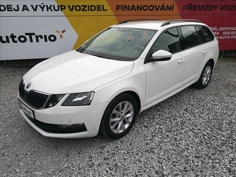 Škoda Octavia 1,5 TSi 1.majitel kombi - fotka 1 z 21