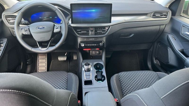 Ford Kuga 2.5PHEV, TITANIUM, CZ DPH 1MAJ - fotka 8 z 14
