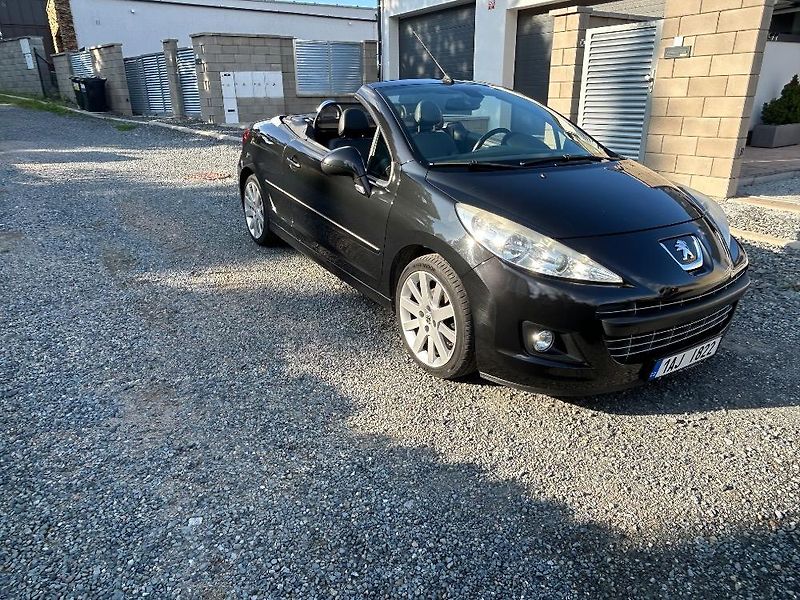 Peugeot 207 (2012) - fotka 18 z 18