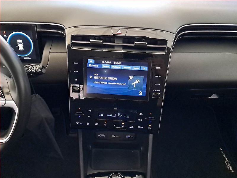 Hyundai Tucson (2021) 1.6 T-GDI - fotka 12 z 19