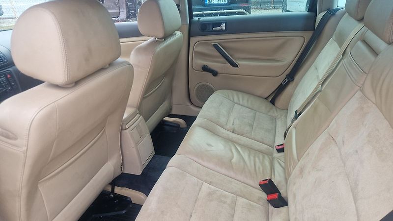 Volkswagen Passat 2,0 TDI - fotka 8 z 9