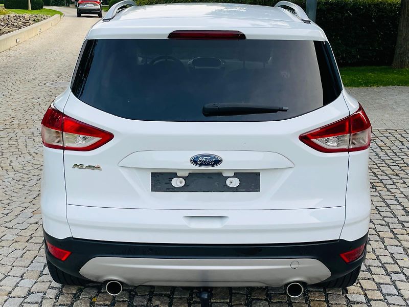 Ford Kuga 2.0TDCi 4x4 MAN SERVISKA TAŽNÉ - fotka 13 z 42