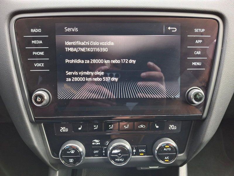 Škoda Octavia (2019) Style DSG 2,0TDi 110kW - fotka 23 z 31