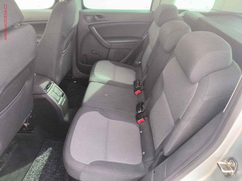 Škoda Yeti (2012) 1.2 TSi, Active, park. čidla - fotka 10 z 15