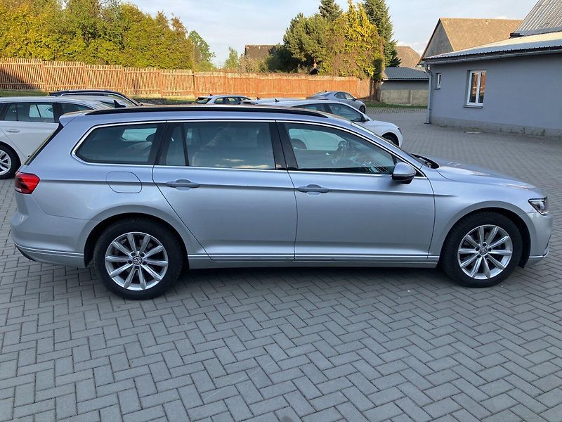 Volkswagen Passat Variant (2020) 2.0TDI 110kW DSG EL.TZ,NAVI - fotka 3 z 28
