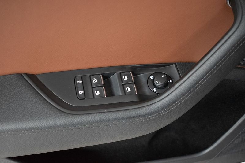Škoda Superb TDI 147kW L&K 4x4*DPH*ČR 1.MAJ - fotka 18 z 48