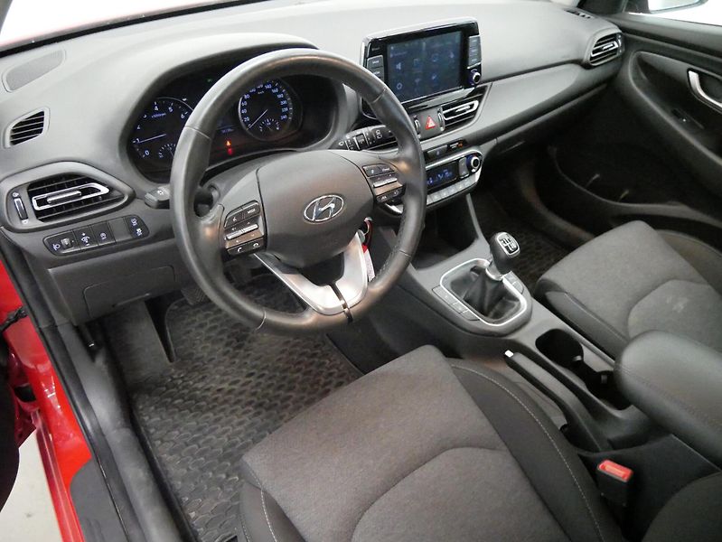 Hyundai i30 - fotka 5 z 6