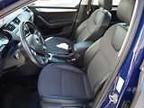 Škoda Octavia (2014) 2.0TDi, DSG, park.asist - náhled 9
