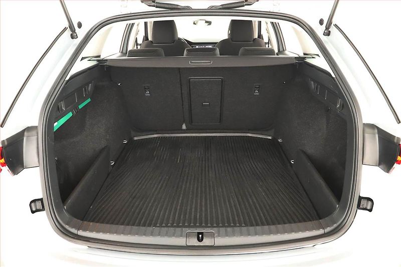 Škoda Octavia (2022) Ambition 2.0 TDI, ČR,1.maj - fotka 11 z 15