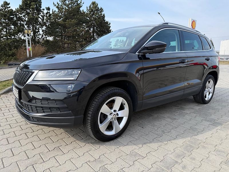 Škoda Karoq (2020) 1,6 TDI STYLE - fotka 2 z 14