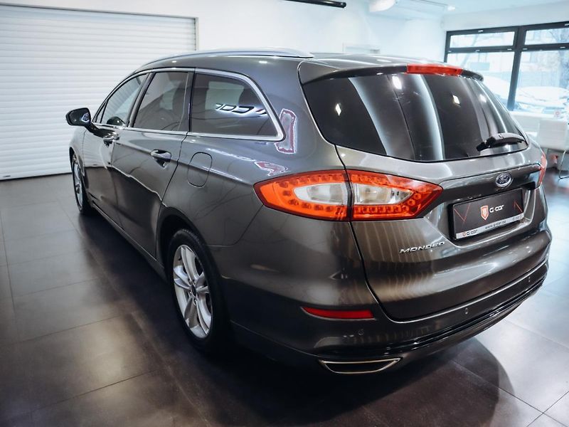 Ford Mondeo 2.0 TDCi Titanium 132kW AWD - fotka 4 z 20