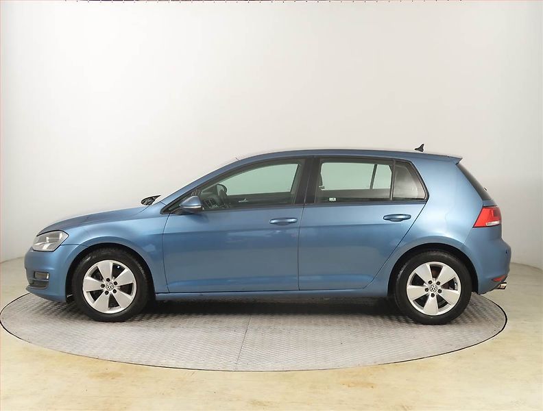 Volkswagen Golf (2013) Highline 1.2 TSI, Navi - fotka 3 z 19