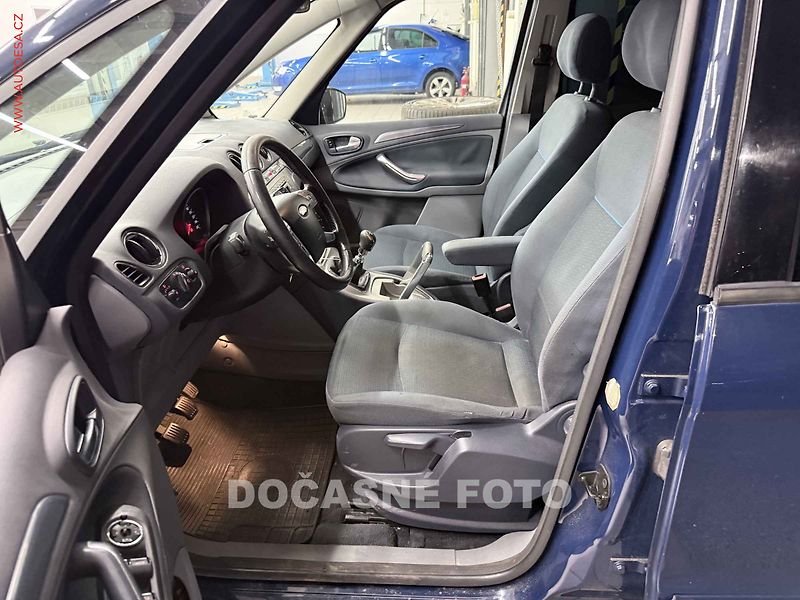 Ford Galaxy (2008) 2.0tdci, 1.maj, autoAC - fotka 3 z 3