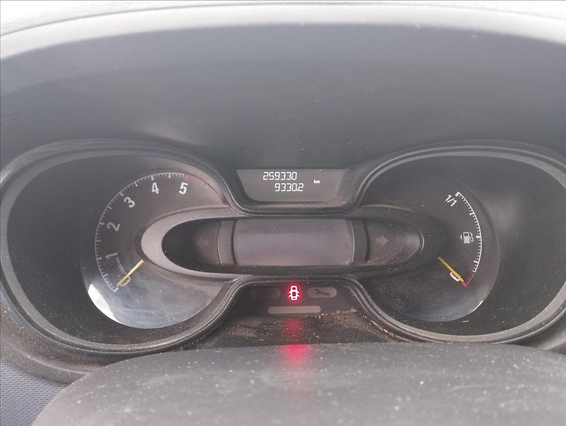 Opel Vivaro 1,6 Odpočet dph - fotka 10 z 13