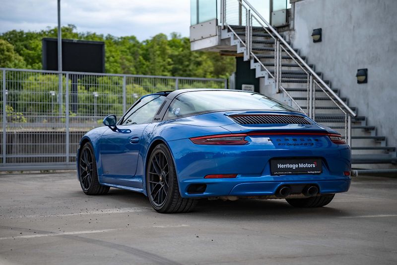Porsche 911 (2018) 991 4 GTS Targa - fotka 5 z 38