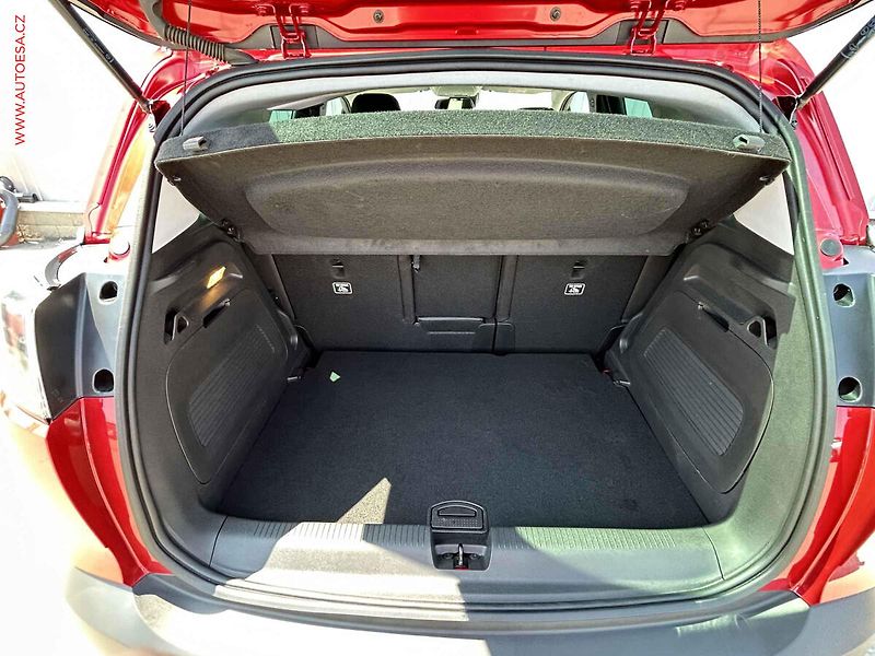 Opel Crossland (2024) 1.2T, 1.maj,ČR, servis.kniha - fotka 7 z 20