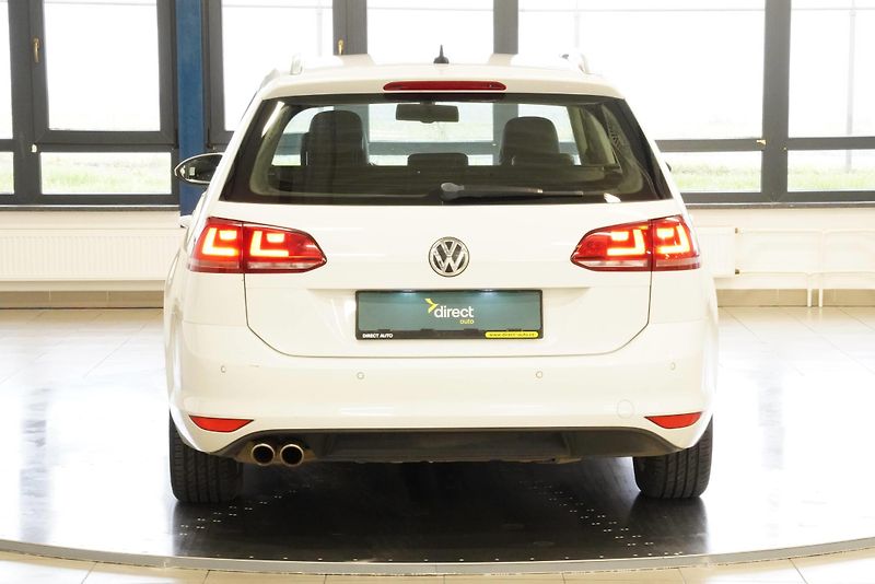 Volkswagen Golf - fotka 4 z 21