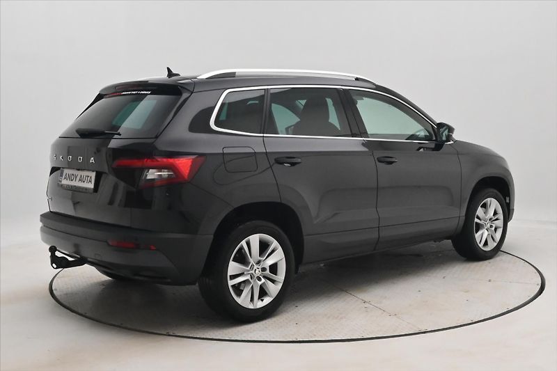 Škoda Karoq 1,5 TSI 110kW Business Záruka - fotka 5 z 31