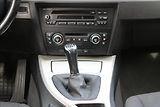 BMW Řada 3 318d Touring / M-Paket / Manuá - náhled 18