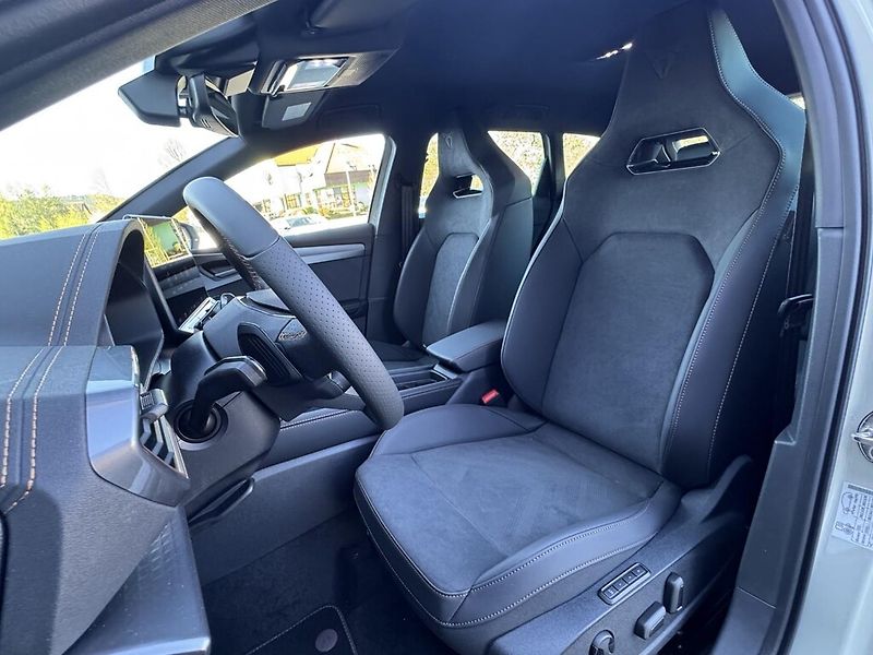 Cupra Leon (2026) 2.0TSI 150kW DSG 4WD - fotka 6 z 13