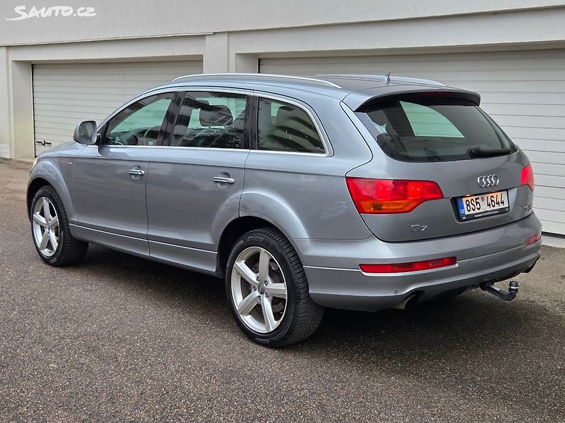 Audi Q7 (2007) 3.0TDI 171Kw ČR 1.maj Taž 3.5t - fotka 4 z 41