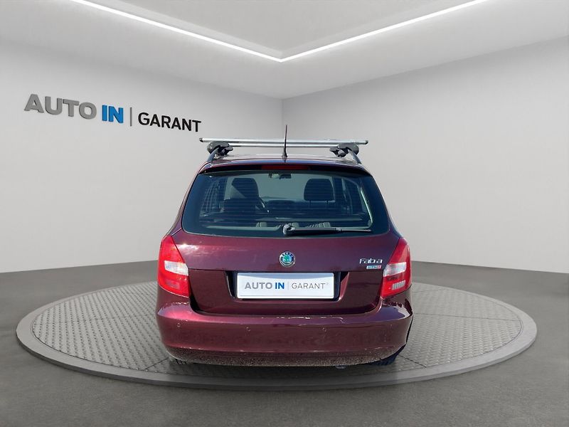 Škoda Fabia (2012) Elegance 1.2 TSi 77kW, ČR, ser - fotka 6 z 19