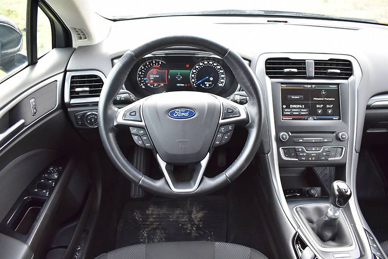 Ford Mondeo 2,0 TDCI TITANIUM,1M,TOP,AKCE - fotka 10 z 17