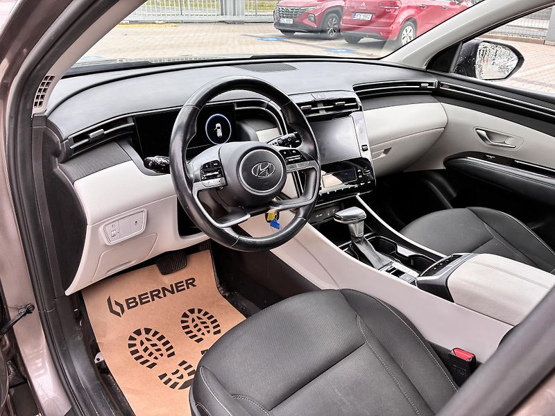 Hyundai Tucson 1.6T-GDi 110kW SMART AUTOMAT - fotka 9 z 31