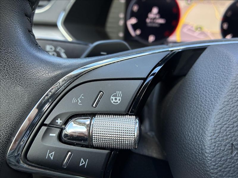 Škoda Superb 2,0 TAŽNÉ,WEBASTO,EL.KUFR - fotka 18 z 35