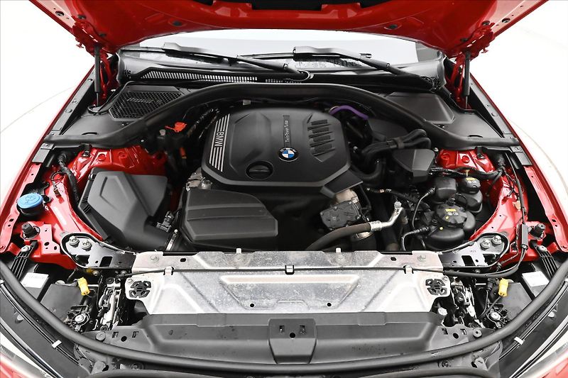 BMW Řada 3 2,0 320d 140 kW Steptronic Zár - fotka 9 z 32