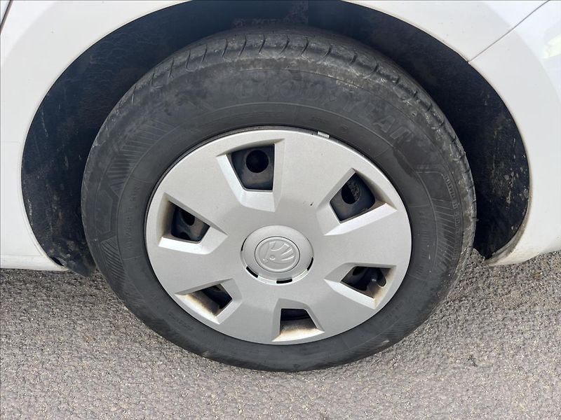 Škoda Octavia 1,6 TDi KLIMA ROZVODY TAŽNÉ - fotka 29 z 30
