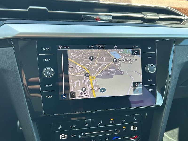 Volkswagen Arteon Elegance 7DSG 2,0TDI - fotka 18 z 26