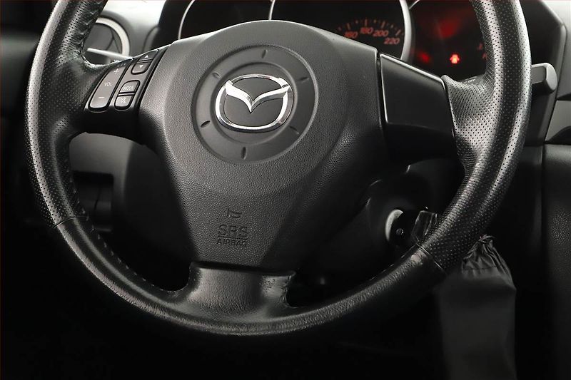 Mazda 3 (2006) 1.6, po STK, za super cenu - fotka 14 z 15