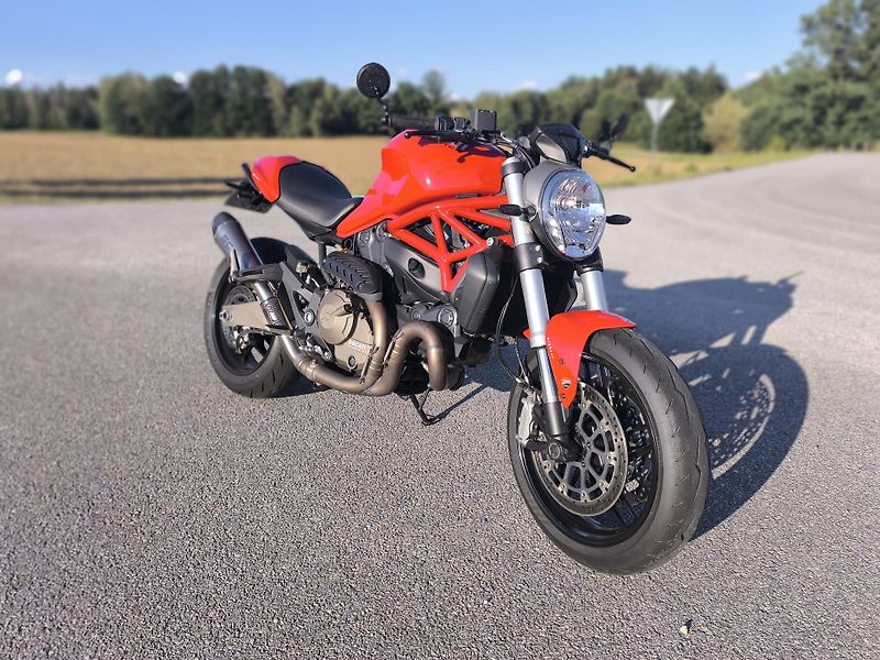 Ducati Monster 821 (2014) MONSTER 821 - fotka 11 z 18