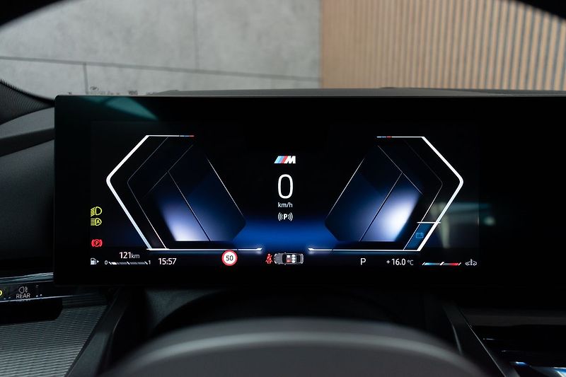 BMW Řada 5 540d xD ///M*ZÁRUKA*TAŽNÉ*ČR 1 - fotka 27 z 51