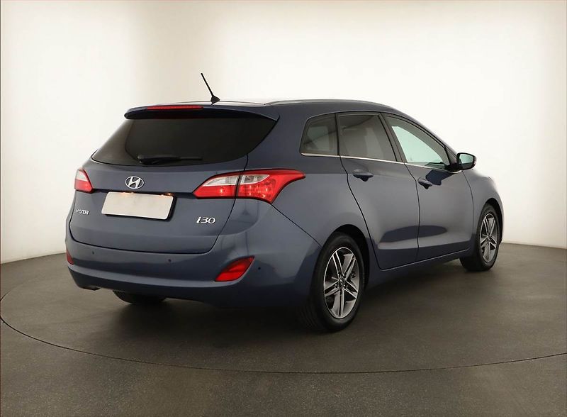 Hyundai i30 (2014) 1.6 GDI, Serv.kniha, Tempomat - fotka 5 z 13