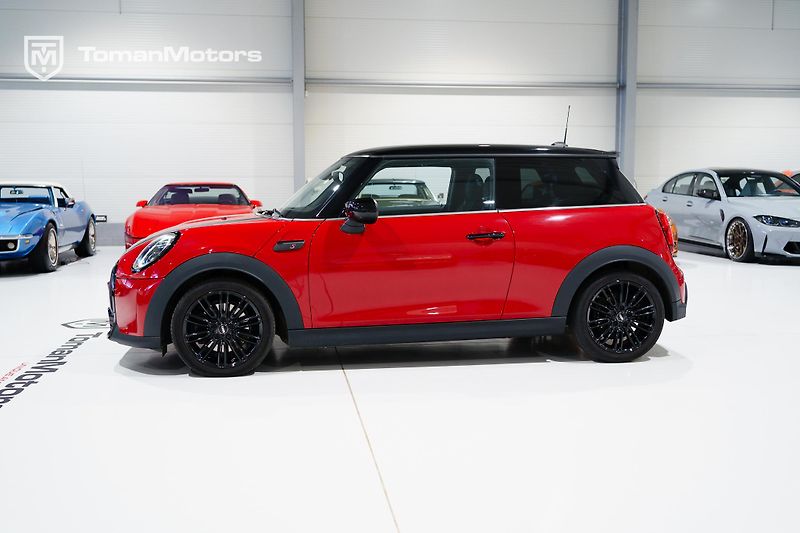 Mini Cooper S (2022) 2.0L T Aut. - fotka 8 z 19