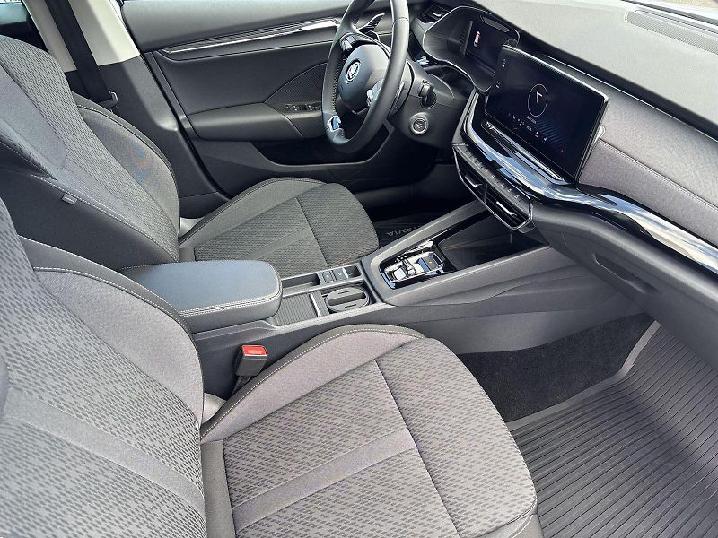 Škoda Octavia (2024) Combi 2.0 TDI DSG Style + - fotka 10 z 28