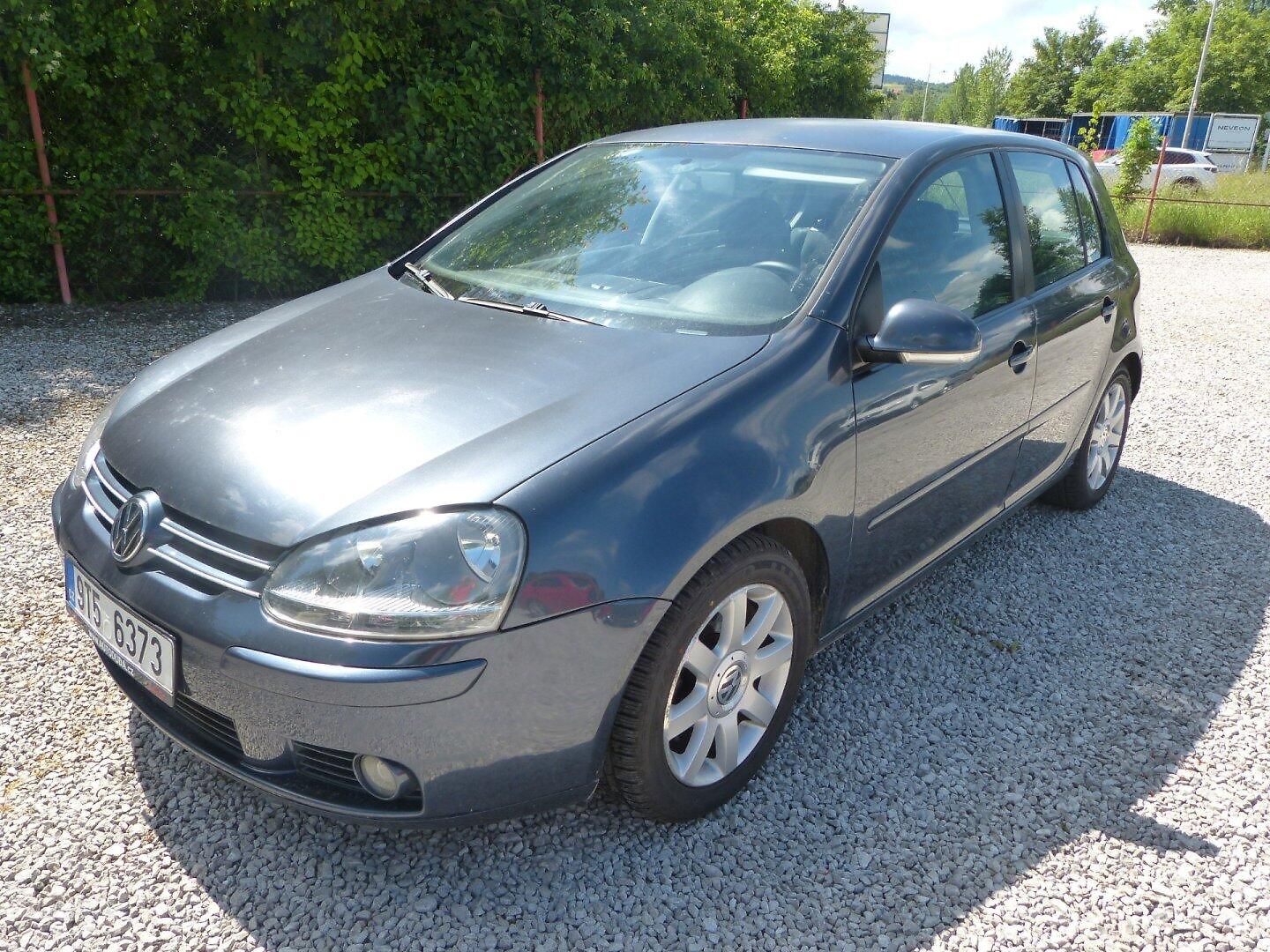 Volkswagen Golf 1.6 FSI