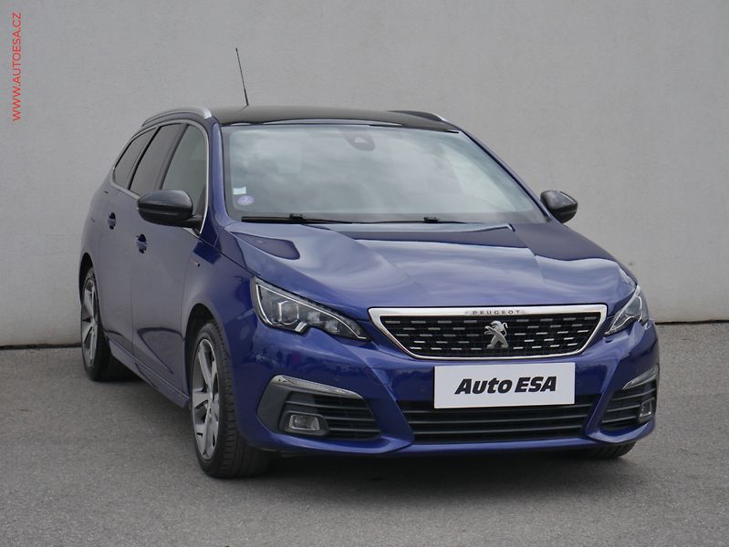 Peugeot 308 (2018) 1.2PT, GT Line, AT, LED - fotka 1 z 20