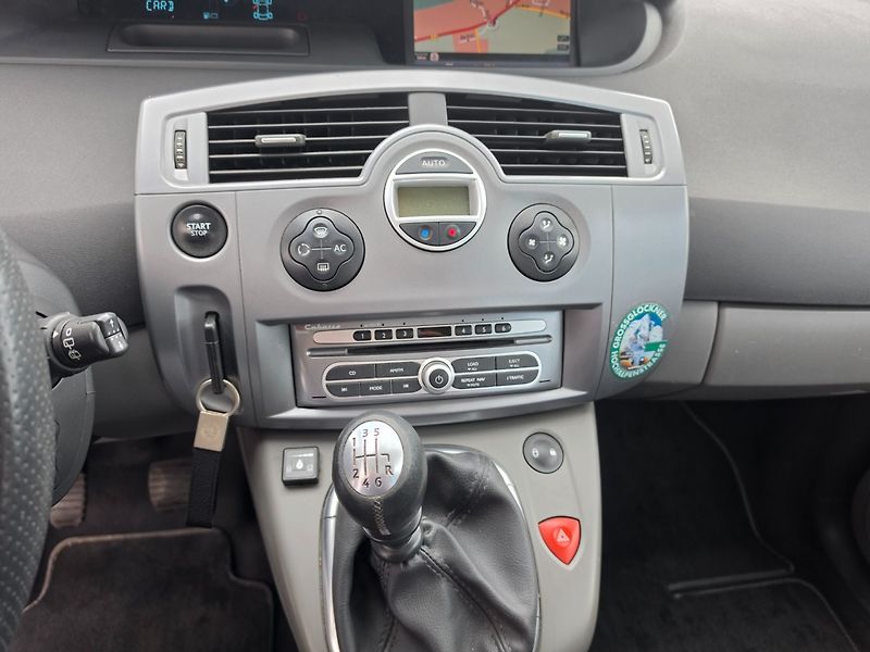 Renault Scénic (2007) 2.0 i LPG, Nová STK - fotka 18 z 23