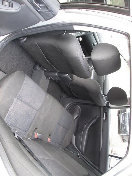 Toyota Avensis (2008) 2,2  130 KW - fotka 20 z 24
